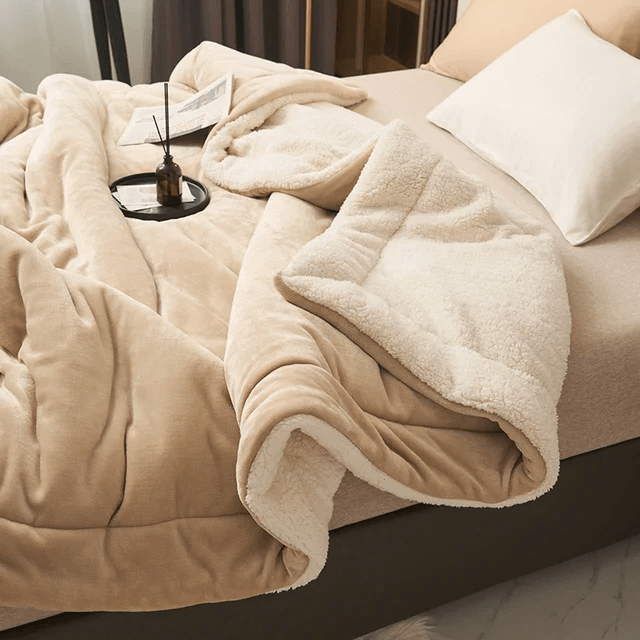 CozyLuxe – Manta de Pêlo Luxuosa para Conforto Supremo