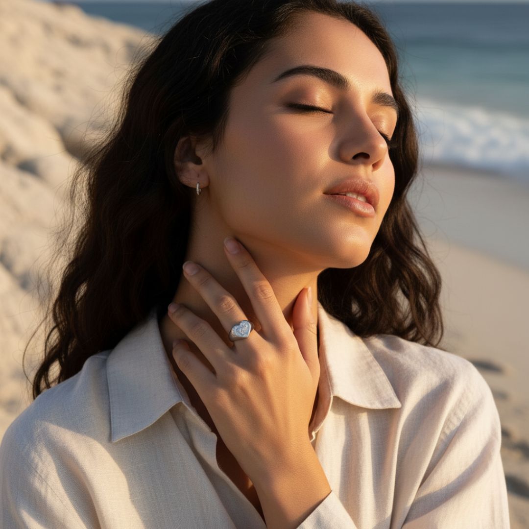 Elegantný anjelský pečatný prsteň - pozlátená alebo ródium pokovená mosadz