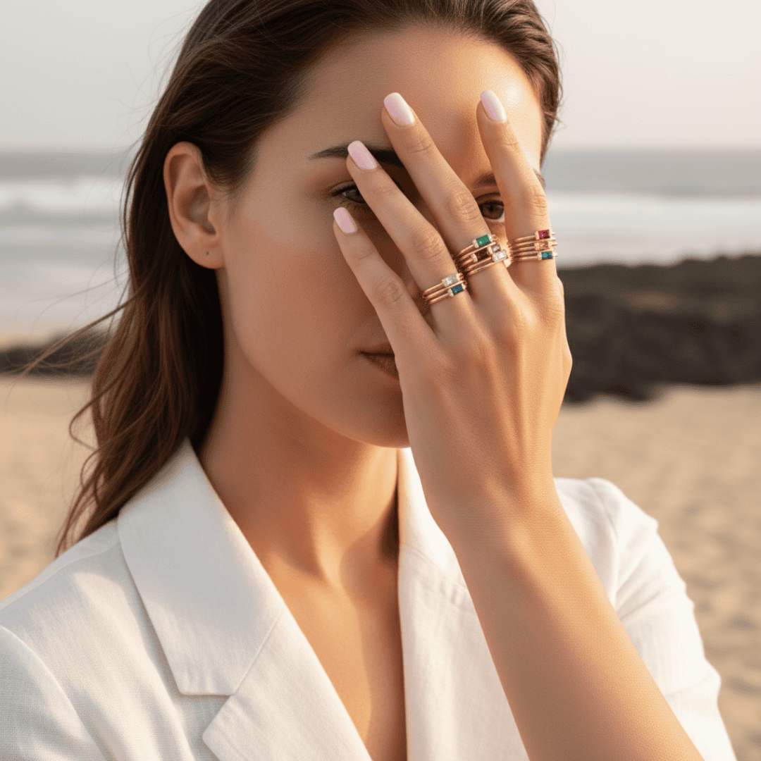 Elegante baguette geboortesteen ring in verguld sterling zilver