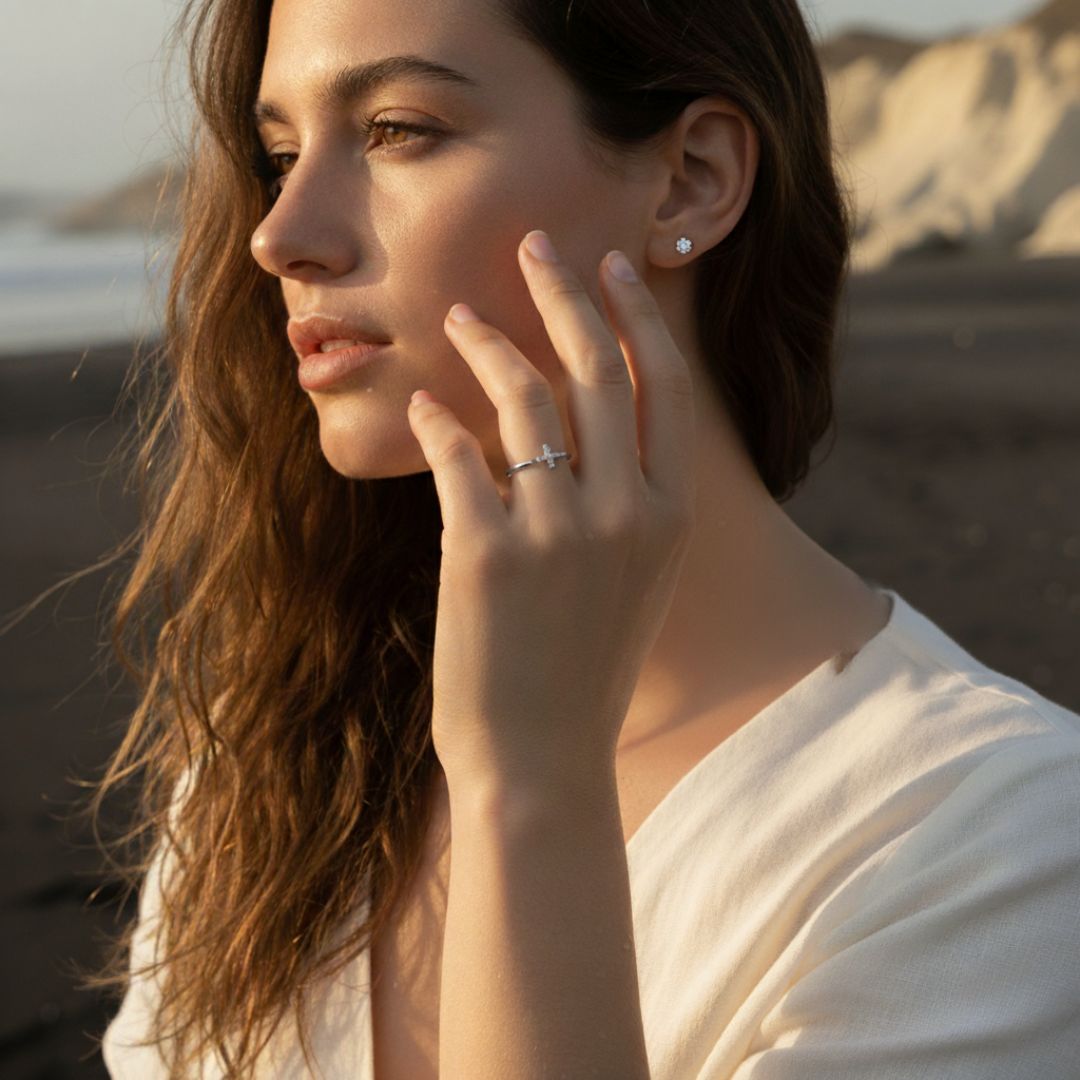 Elegante open manchet ring - zijwaarts kruis ontwerp in goud plating, hypoallergeen
