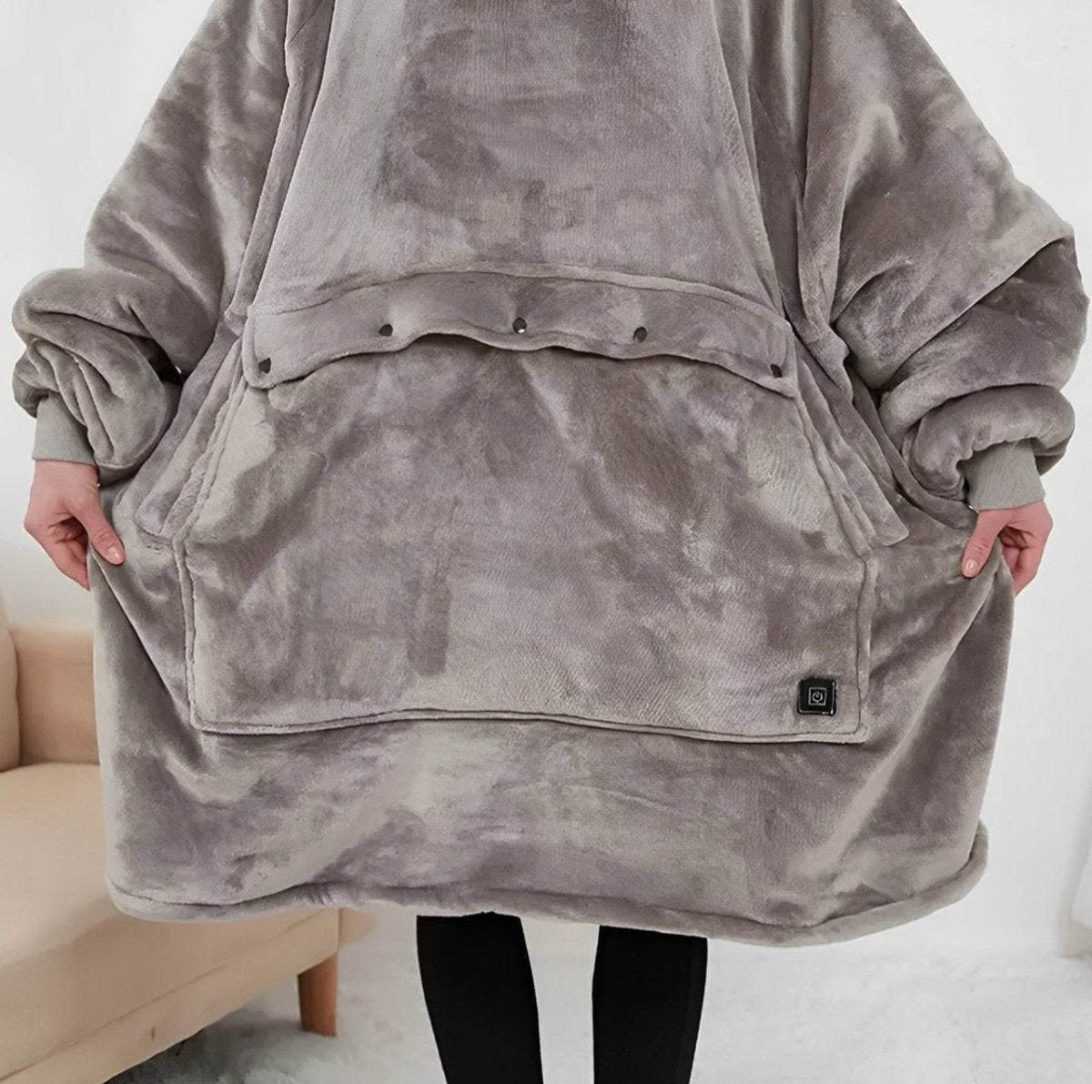 WarmHug - Oversized Hooded Heated Blanket with USB Self-Heating Technology 6