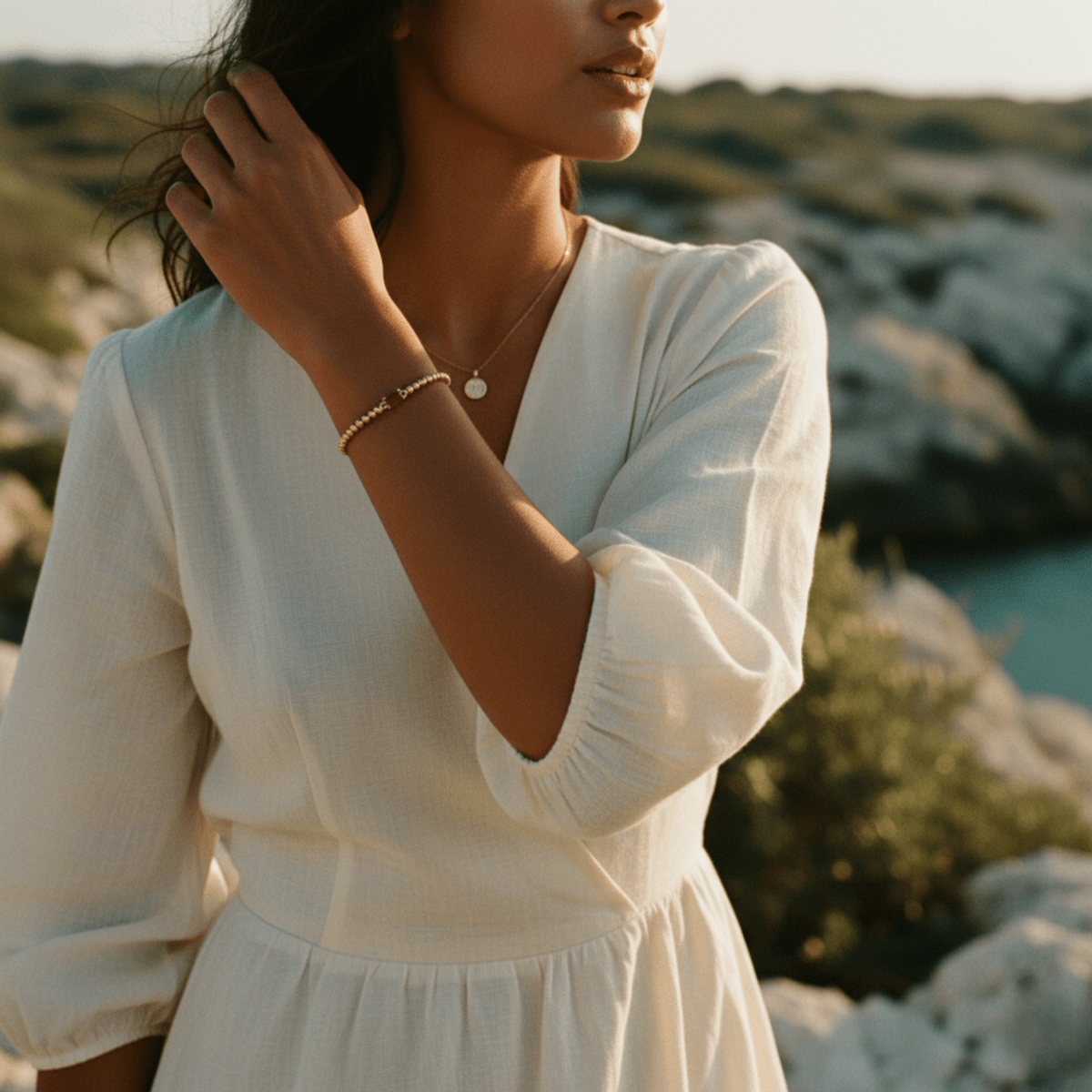 Gold-Geburtsstein-Armband mit elegantem Perlen-Design für persönlichen Stil