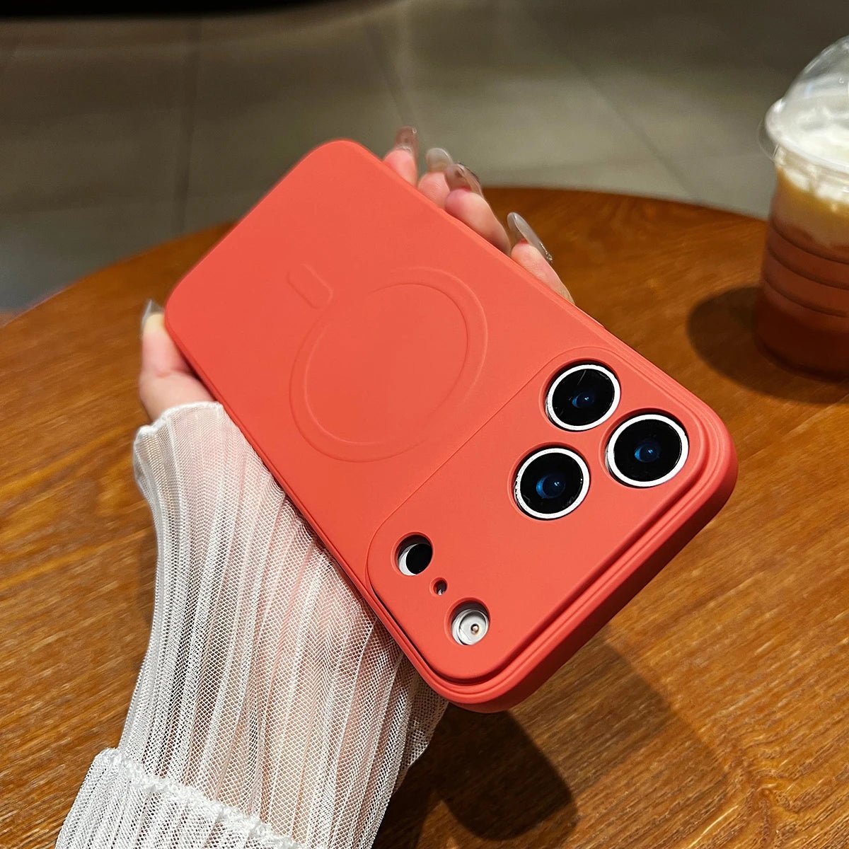 AuraGriff – Magnetic soft silicone case with a secure grip 15