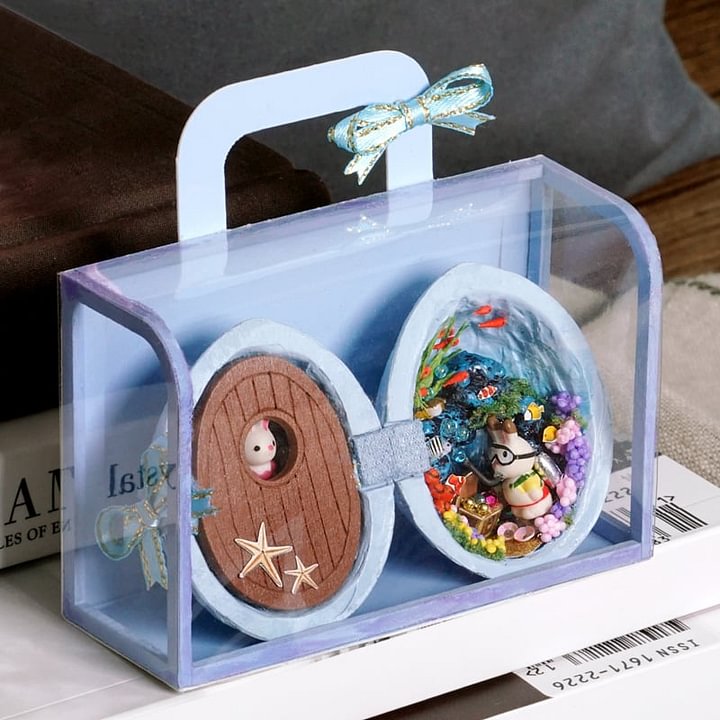NATUREHAVEN – Handgemaakte poppenhuis van walnotenschil voor unieke miniatuurdecoratie