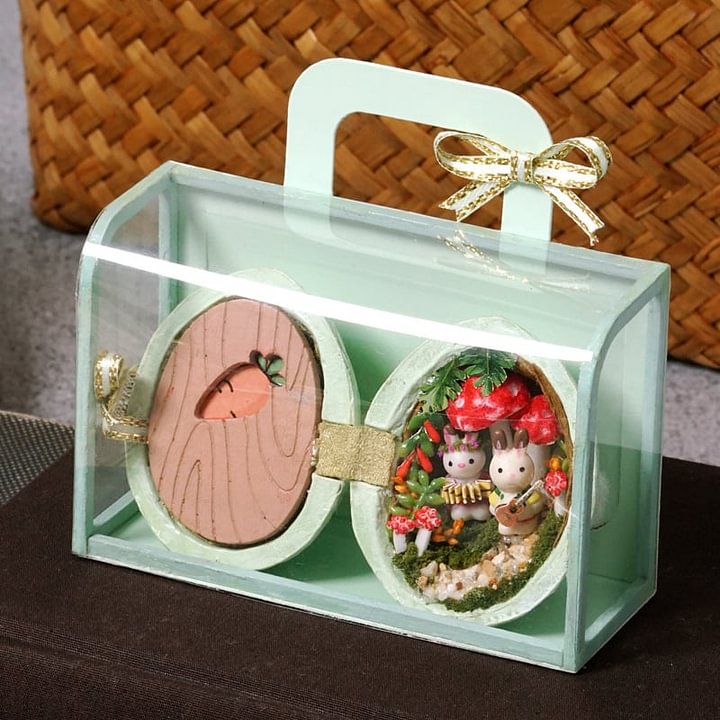 NATUREHAVEN – Handgemaakte poppenhuis van walnotenschil voor unieke miniatuurdecoratie