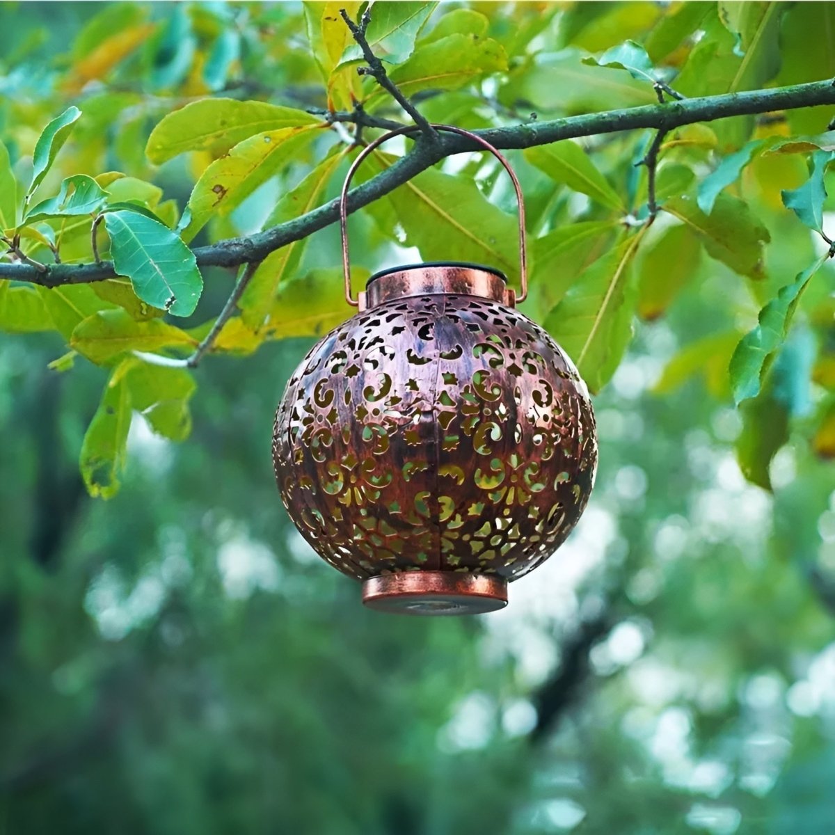 SUNLUME VINTAGE – Solar Garden Light for Timeless Outdoor Elegance