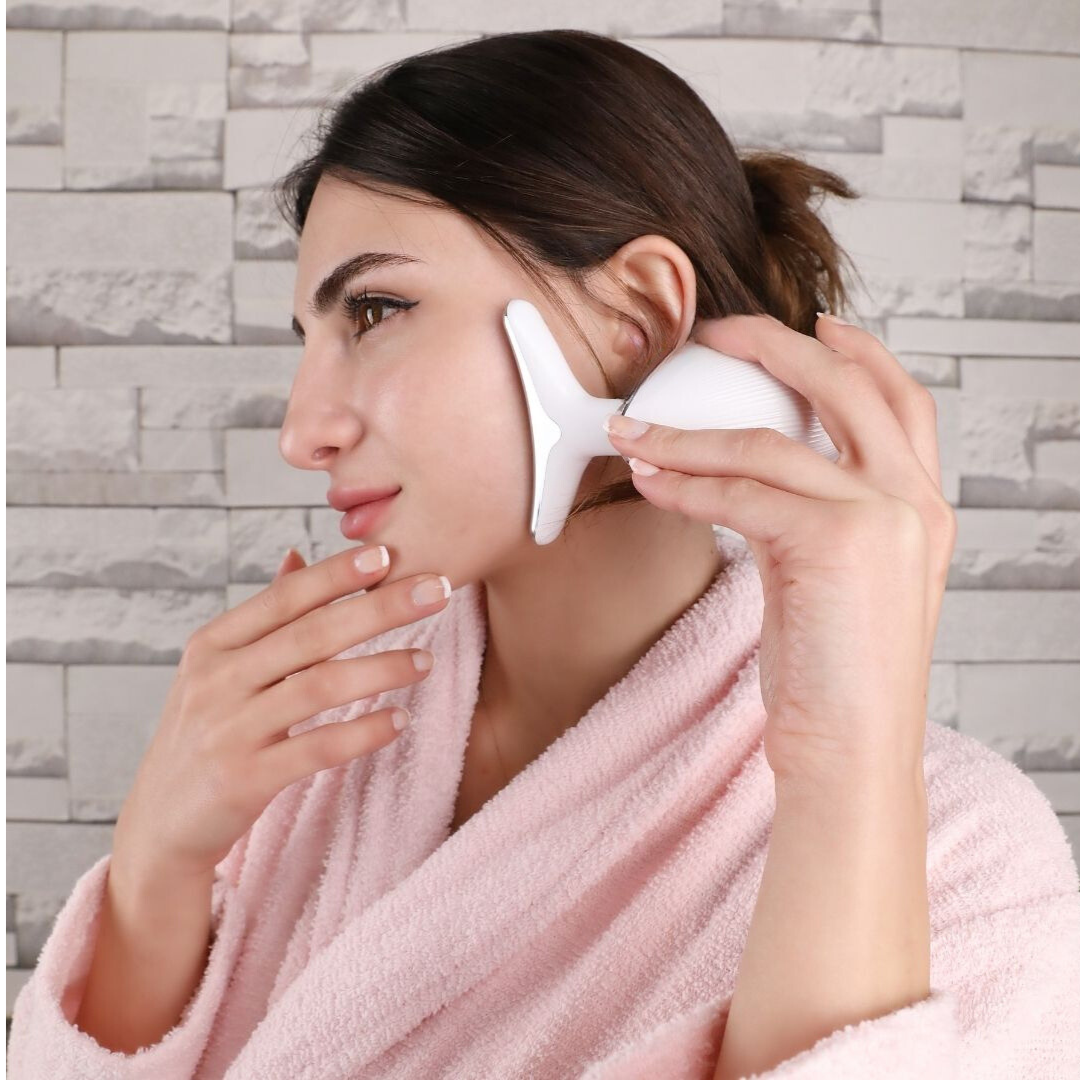  Serenetouch-3-in-1 face massage device with vibration, heat & light therapy-6