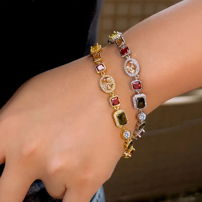 Set di gioielli geometrici con zirconi - Collana e orecchini moderni placcati oro