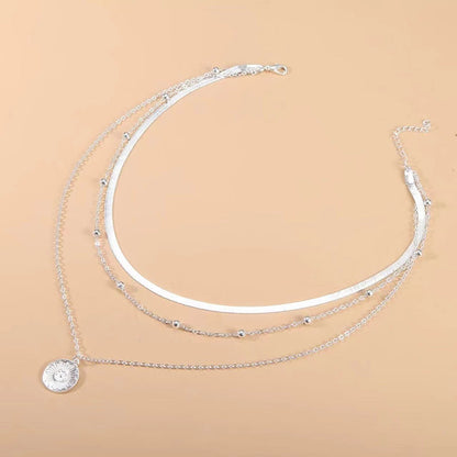 COLLANA LUNARIA - Elegante collana tripla in argento per uno stile e una sicurezza di sé
