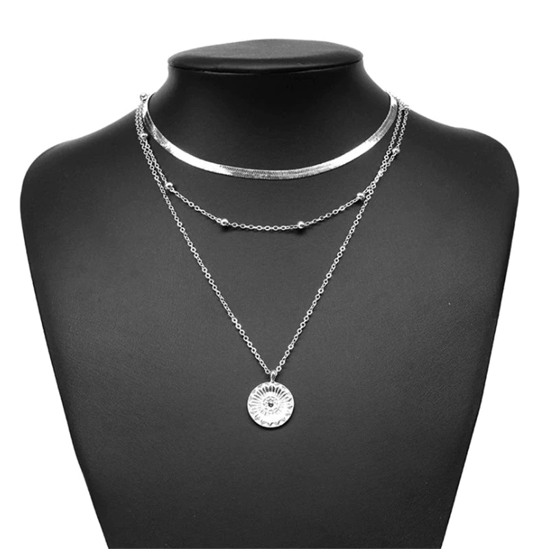 COLLANA LUNARIA - Elegante collana tripla in argento per uno stile e una sicurezza di sé