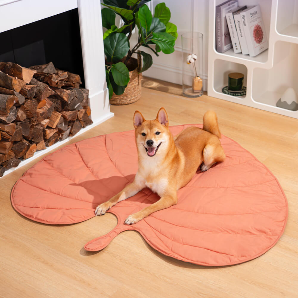Leaf-shaped dog blanket for large dogs-machine washable, versatile and stylish, cotton polyester, 107-130 cm 11