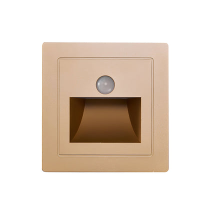 Lampada da parete LumiStep con sensore di movimento - Elegante illuminazione di sicurezza per interni