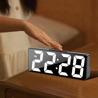 LumiTime – Sveglia Digitale LED con Display della Temperatura