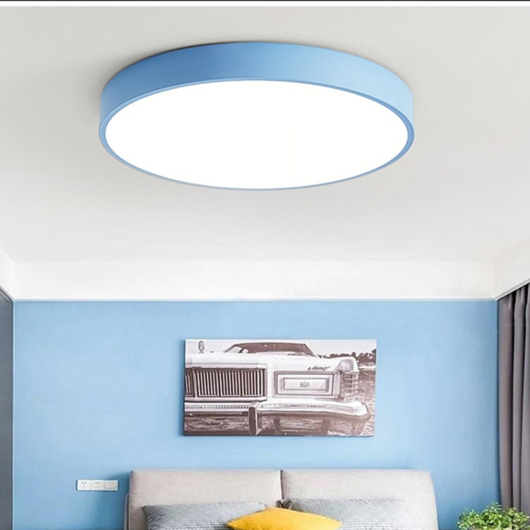 Macaroon Light-Nordic LED lamp made of wood for a cozy living ambience 3