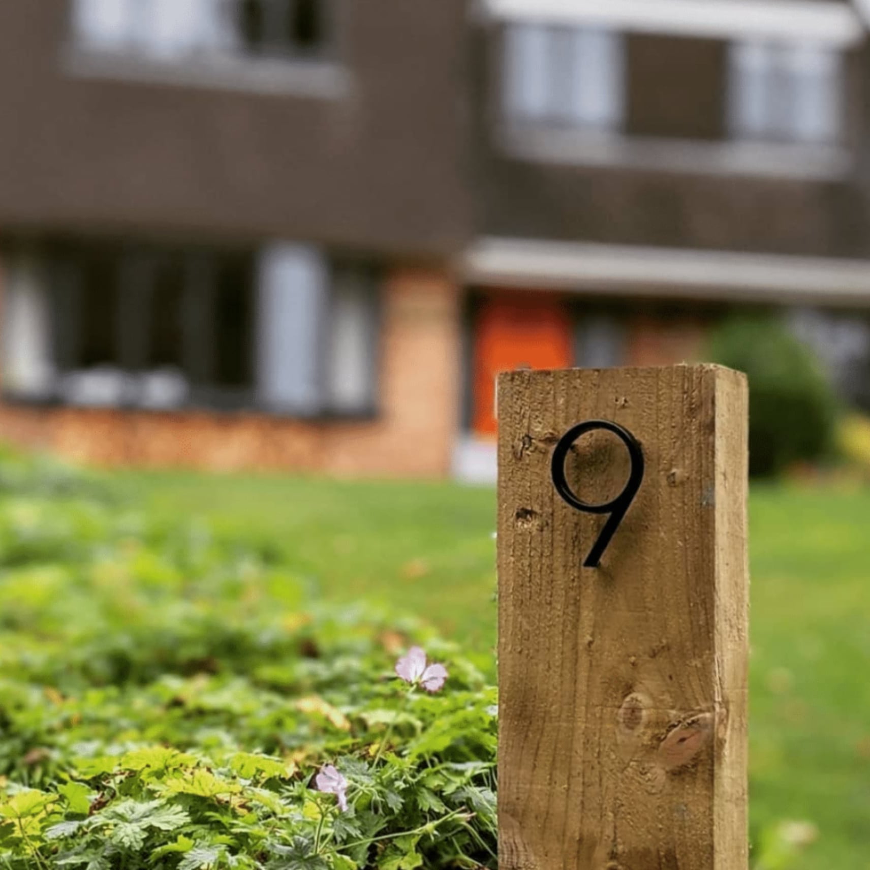 Modern House Numbers-Black House numbers with 3D floating effect for stylish outdoor areas 3
