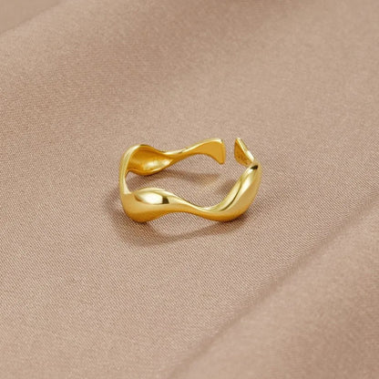 SEARISE RING – Adjustable Minimalist Silver Ring with Ocean Design