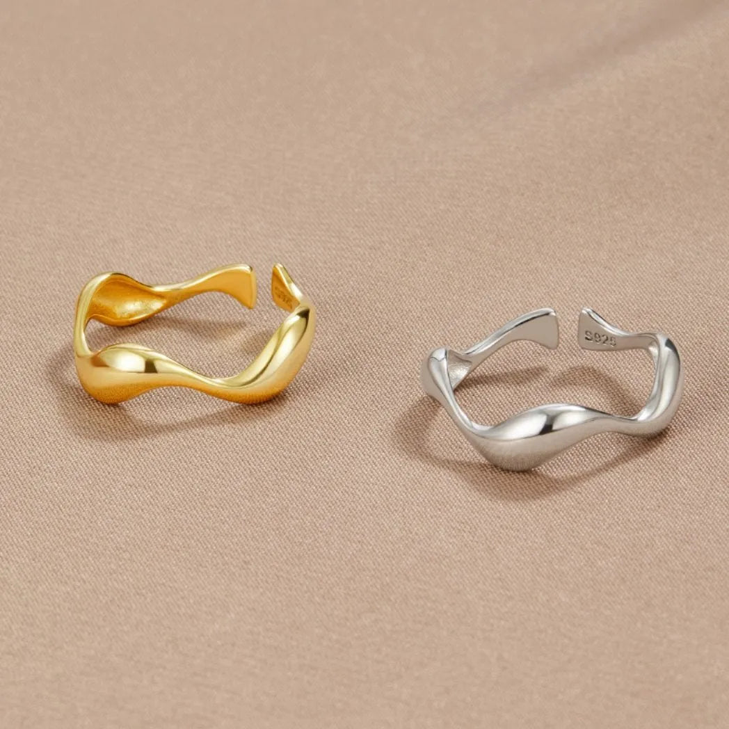 SEARISE RING – Adjustable Minimalist Silver Ring with Ocean Design