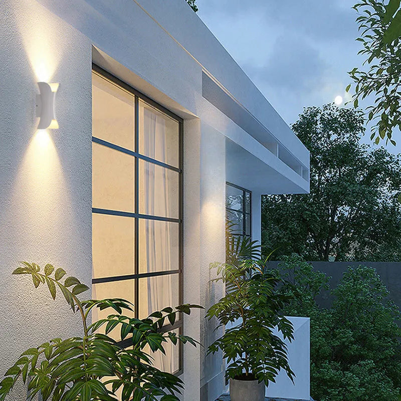 Orr Curved Outdoor Led Light - weatherproof wall lamp with IP65 protection 3