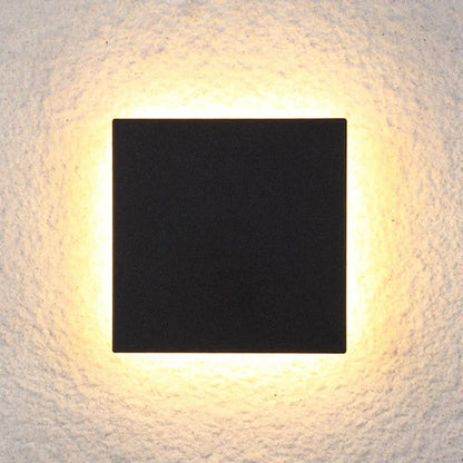 Orr Outdoor Wall Lamp-Minimalist LED wall lamp in round or angular, IP65 10