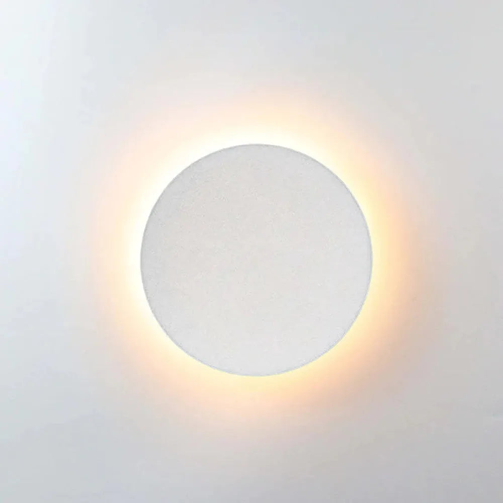 Orr Outdoor Wall Lamp-Minimalist LED wall lamp in round or angular, IP65 9