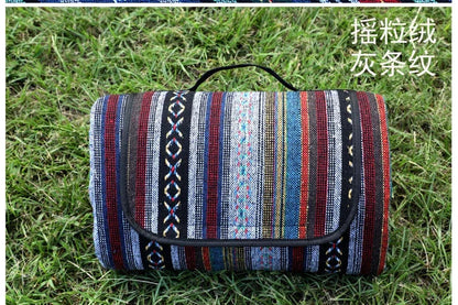 NOMADIC MAT – Outdoor Waterproof Picnic Blanket for Camping & Beach Days