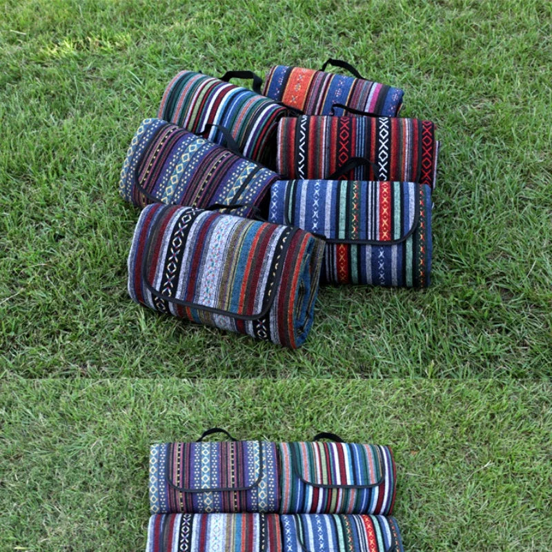 NOMADIC MAT – Outdoor Waterproof Picnic Blanket for Camping & Beach Days
