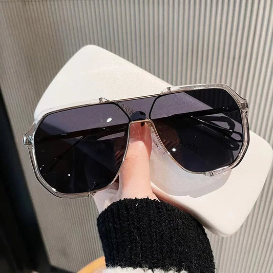 VOGUEVIEW SHADES – Oversized Square Sunglasses with UV400 & Photochromic Lenses
