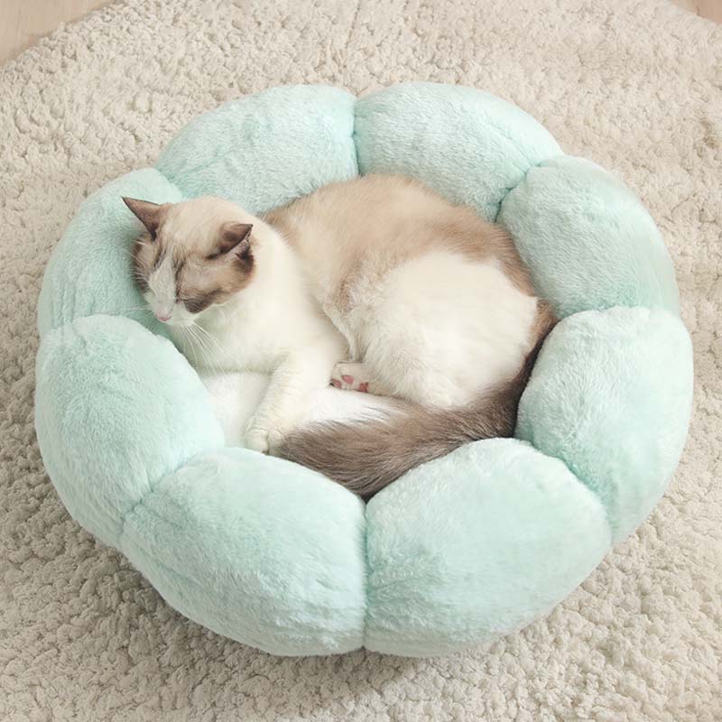 PETALREST – Flower Shape Cat Bed Designed for Deep Sleep and Cozy Comfort 2