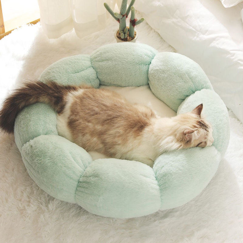 PETALREST – Flower Shape Cat Bed Designed for Deep Sleep and Cozy Comfort 6