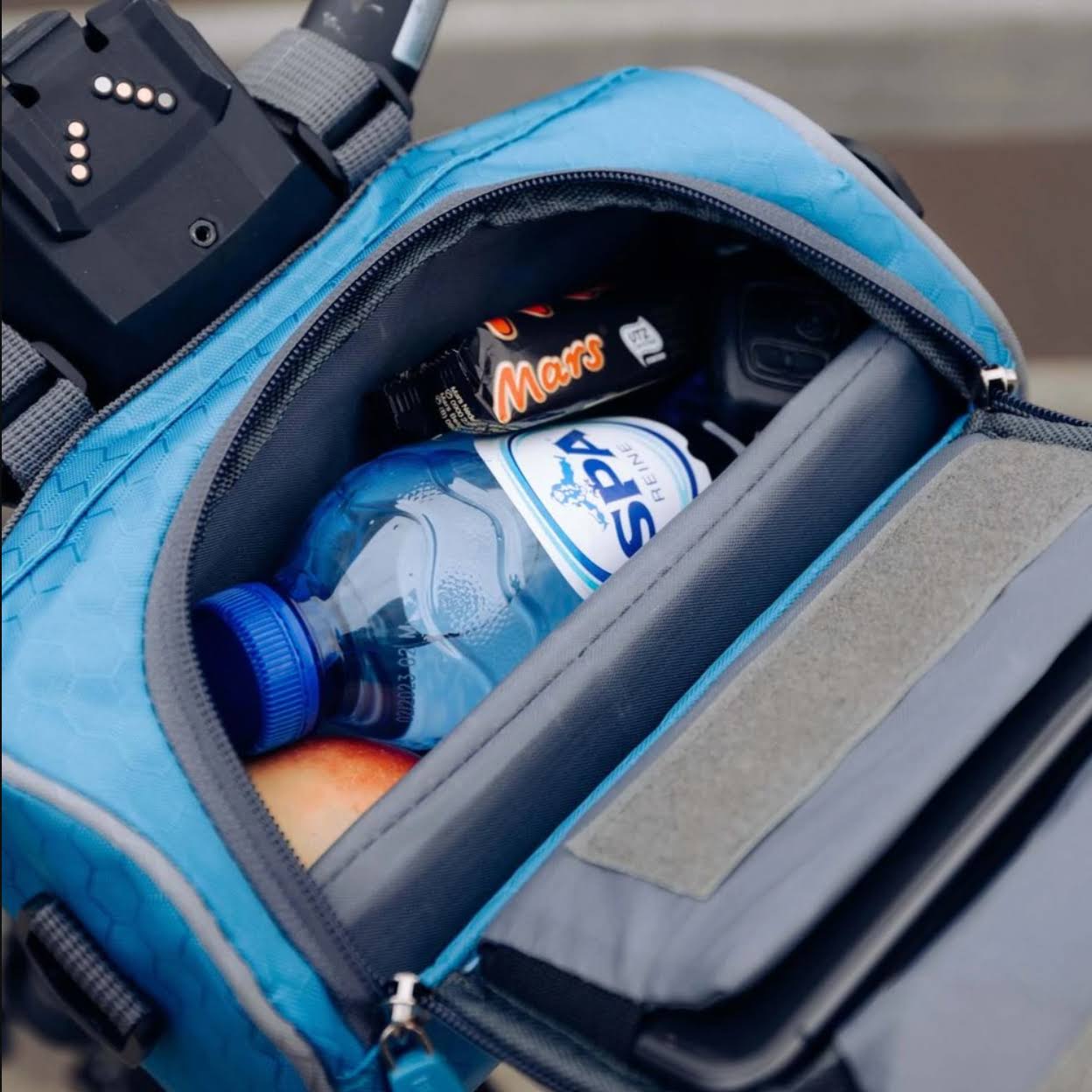 VELOMATE BAG – Waterproof Bicycle Bag with Touchscreen Access