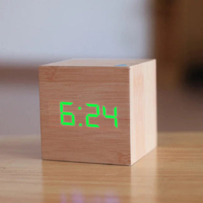 TIMECUBE - Kompakter Mini-LED-Digitalwecker für stilvolle Räume