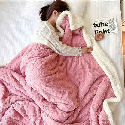 LambCloud Blanket – Ultra-Warm Lambswool Throw for Winter Comfort