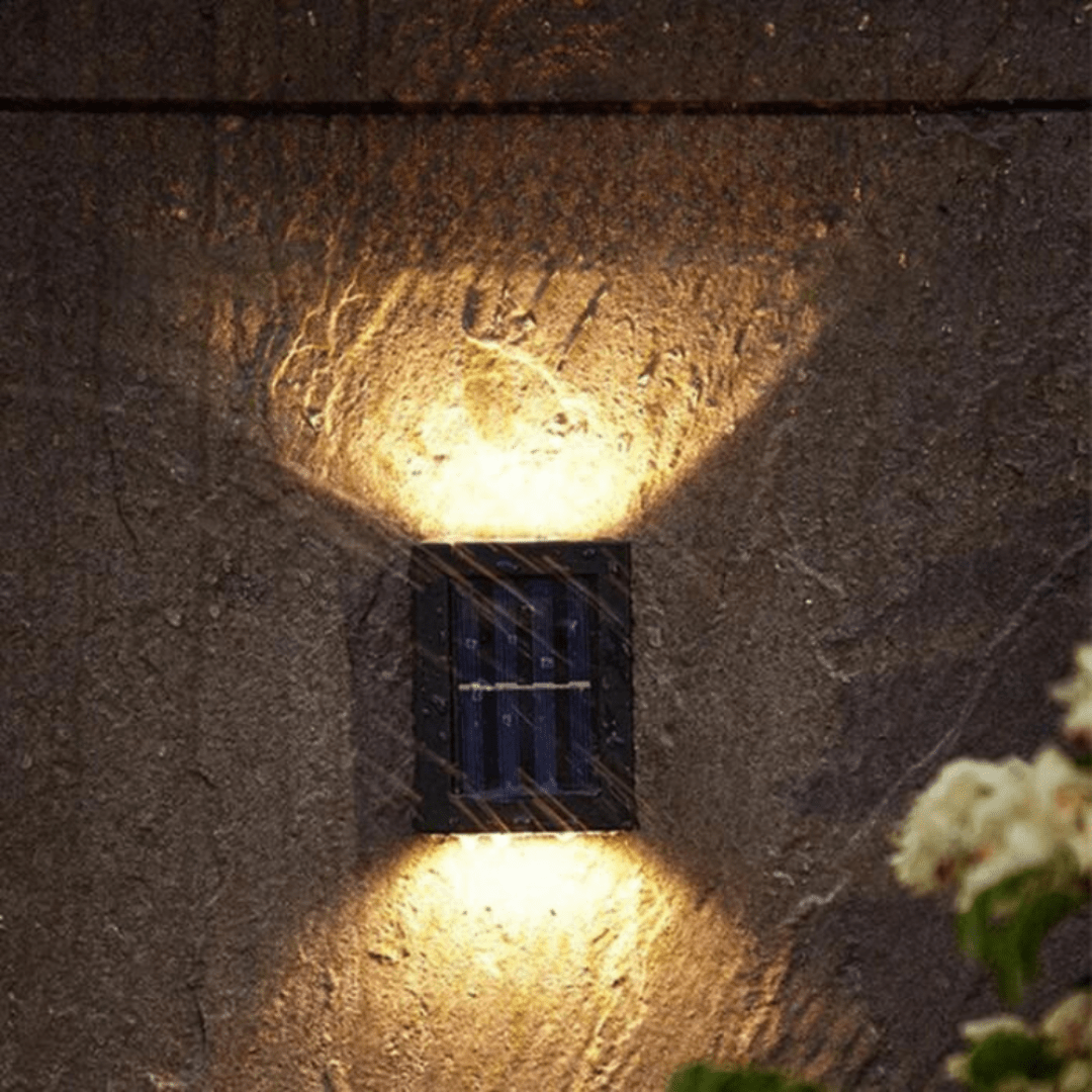 Wireless solar light garden with automatic light sensors - weatherproof solar lamps for terrace and driveway, energy -efficient lighting 3