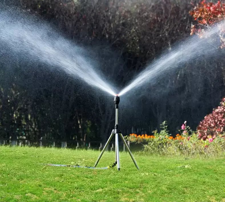 Adjustable Stainless Steel Rotating Irrigation Sprayer with Telescopic Support for Efficient Garden Watering-3