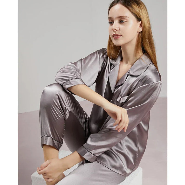 SilkDream Set - Schlafanzug aus 100% Maulbeerseide für luxuriösen Schlaf