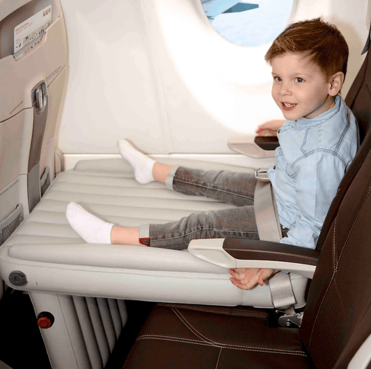 AirNap – Inflatable airplane seat bed for children up to 5 years