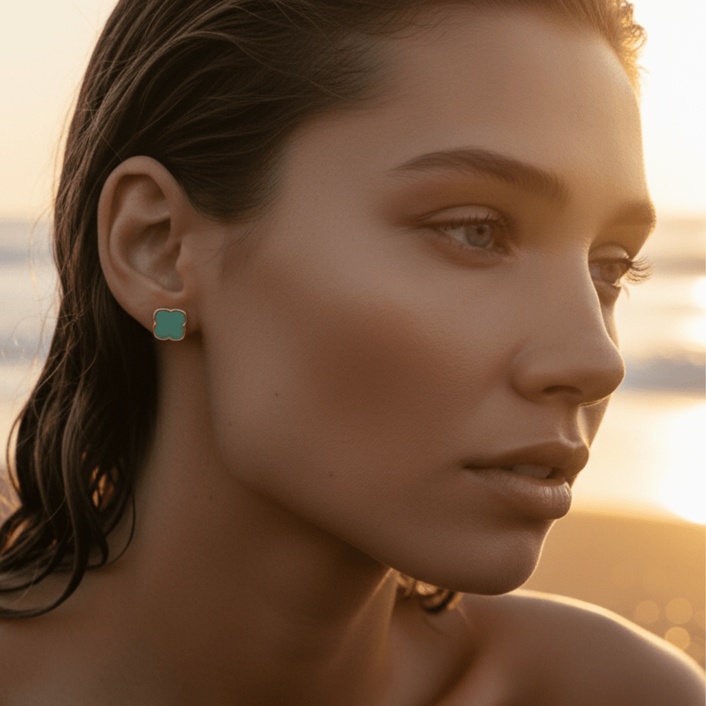 Aqua gouden en zilveren oorbellen