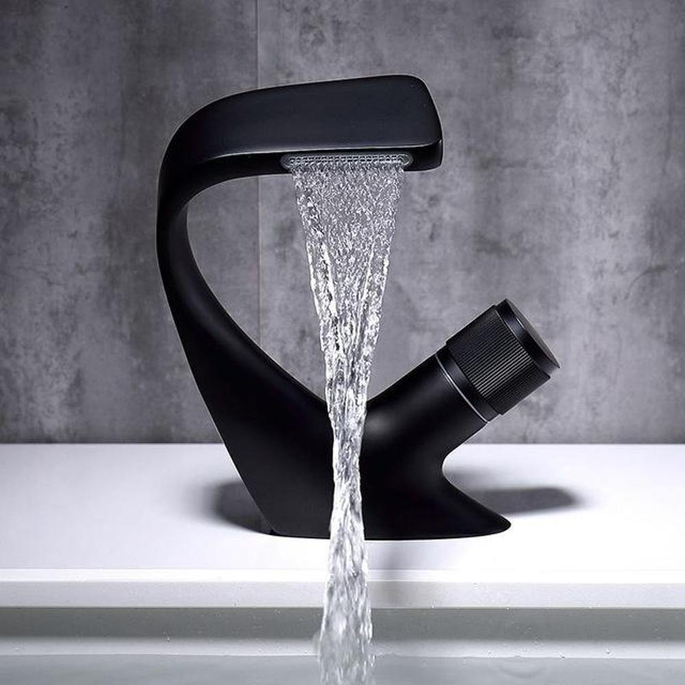 Aquacascade Basin TAP-modern waterfall wash basin made of brass for luxurious bathroom design 0