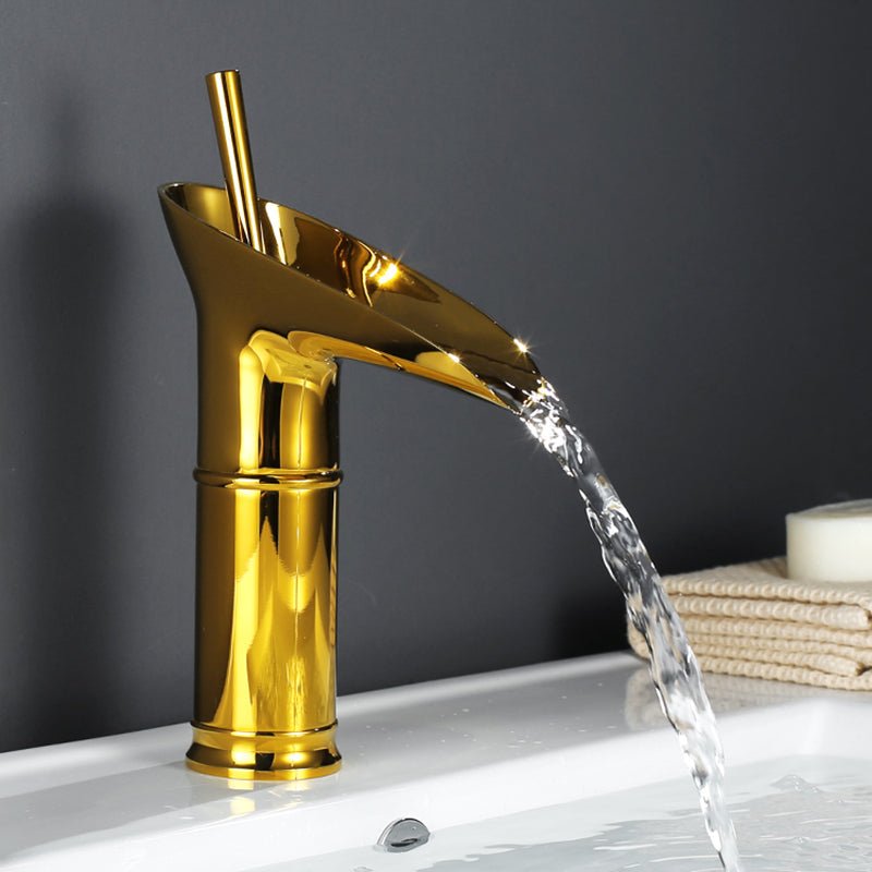 AquaFalls – Rubinetto per lavabo a cascata antico in ottone con finitura bronzo