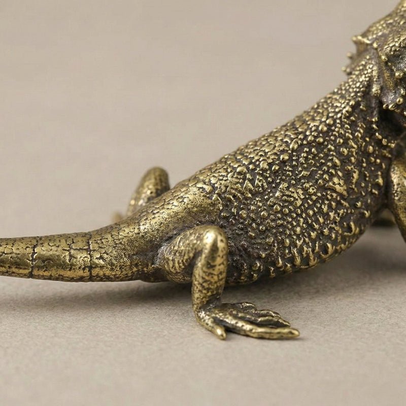 Charming Brass Lizard Figurine - Unique Desk Ornament & Home Decoration 2