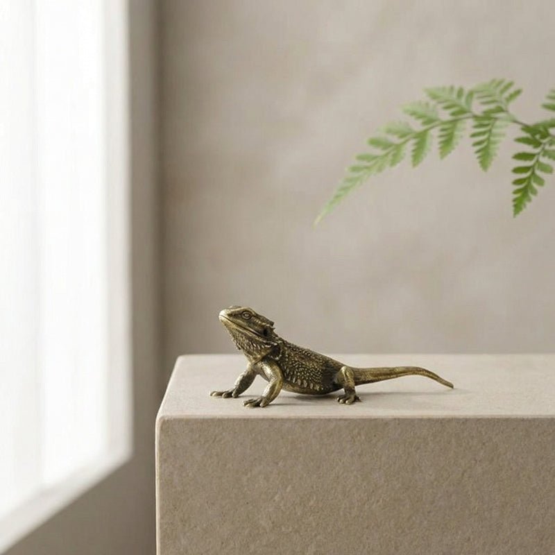 Charming Brass Lizard Figurine - Unique Desk Ornament & Home Decoration 0