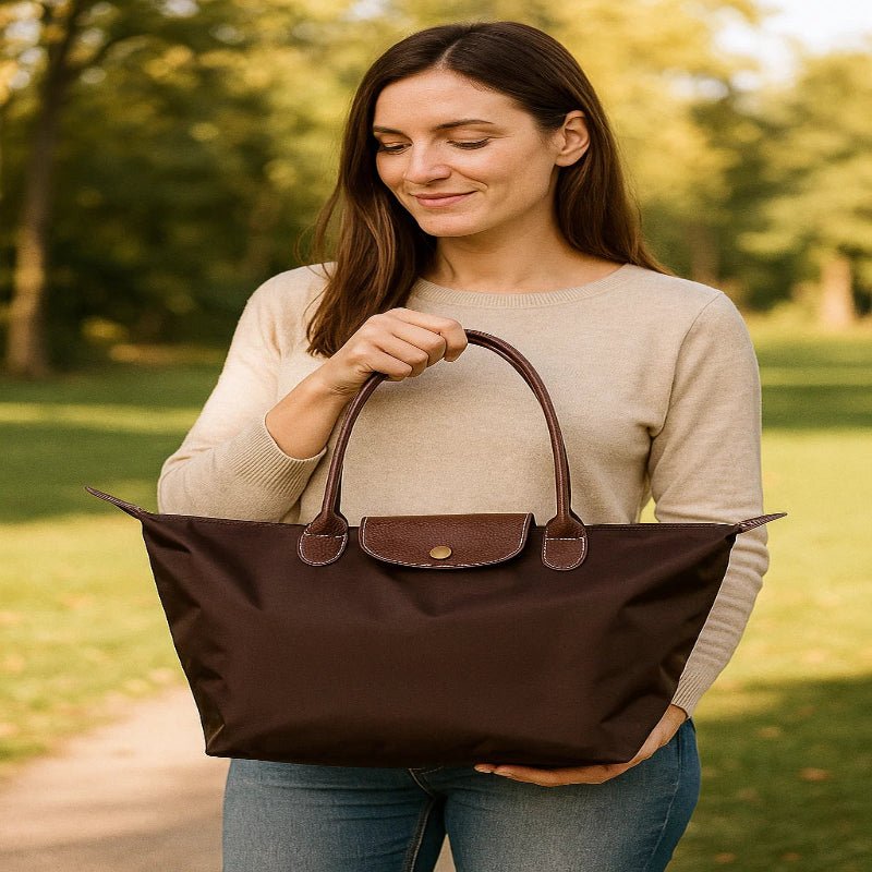 Avenire – Chic Women's Handbag for a Stylish & Organized Life