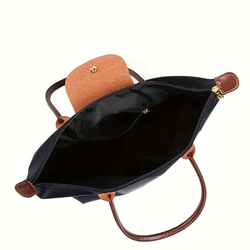 Chic Women's Handbag - Spacious & Stylish Everyday Accessory for Modern Life 1