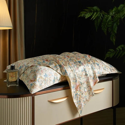 Caressence – Mulberry Silk Pillowcase for Luxurious Sleep Comfort