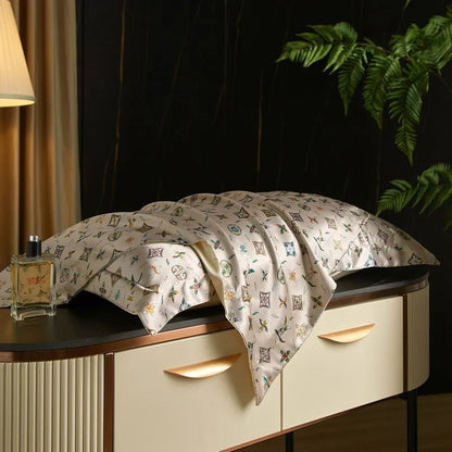 Caressence – Mulberry Silk Pillowcase for Luxurious Sleep Comfort