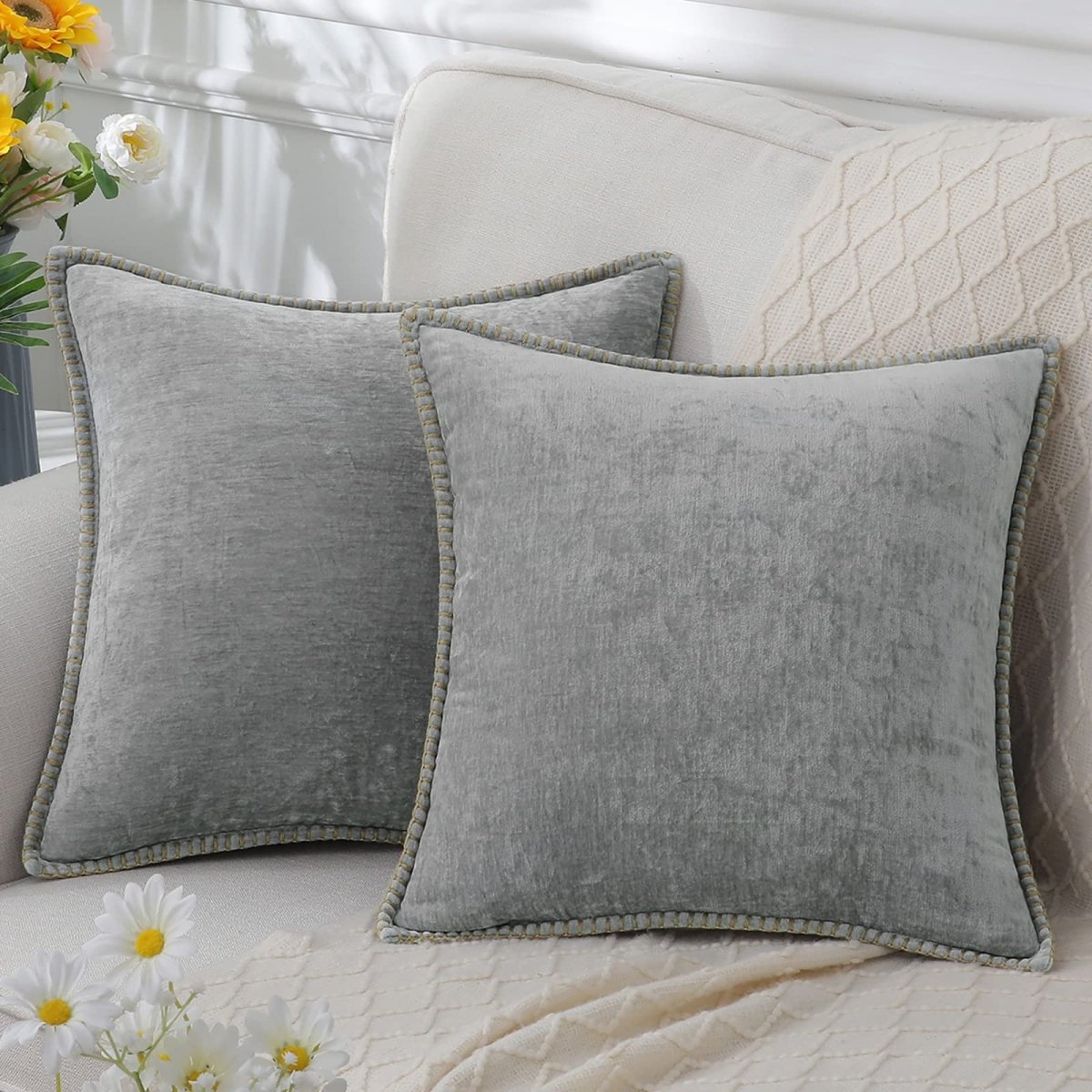 Elegant Chenille Throw Pillow - Super Soft Decorative Cushion 40x60 cm 2