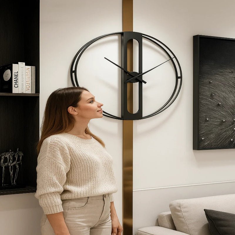 CHRONOLUX – 50cm Gold & Black Metal Wall Clock for Modern Decor