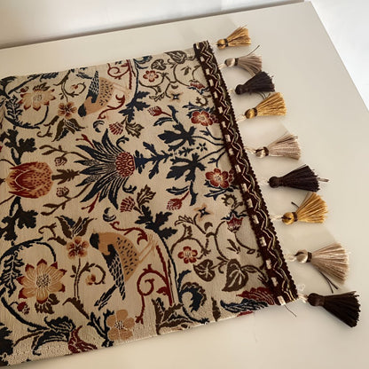 ClassicLinens – Caminho de mesa elegante com motivo floral e de pássaro