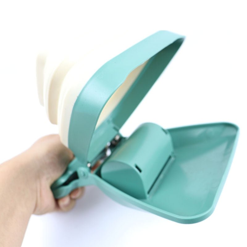  Cleanpaws scooper-hygienic dog droppings remover with adjustable handle and clip-5