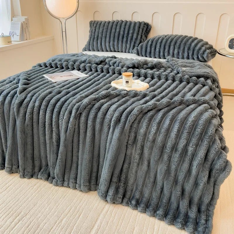 LUXEBUN – Cozy Faux Rabbit Fur Throw Blanket for Couch & Bed 9